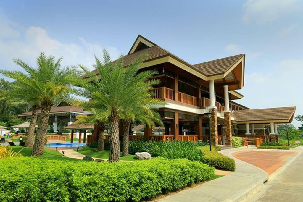 Dreamy 2Br Condo, With A Golf Course View Cebú Exterior foto