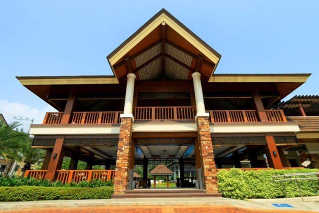 Dreamy 2Br Condo, With A Golf Course View Cebú Exterior foto